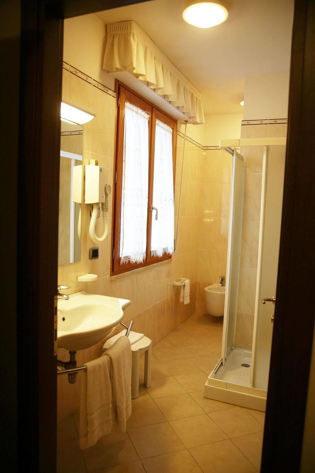 Hotel Tiziana Montepulciano Ngoại thất bức ảnh