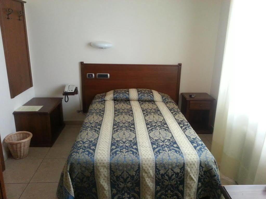 Hotel Tiziana Montepulciano Ngoại thất bức ảnh