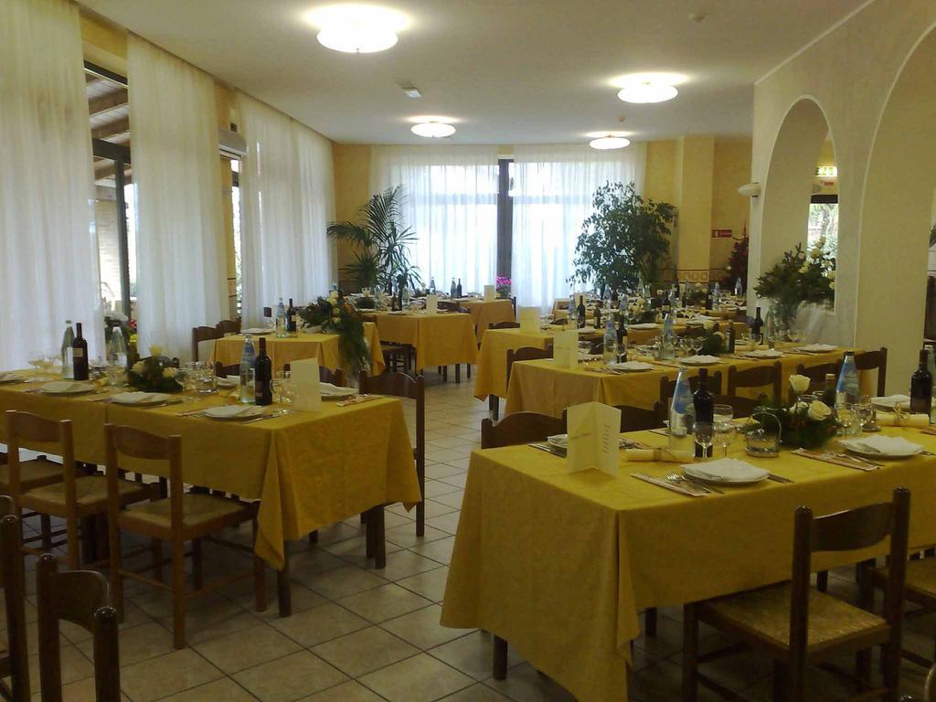 Hotel Tiziana Montepulciano Ngoại thất bức ảnh